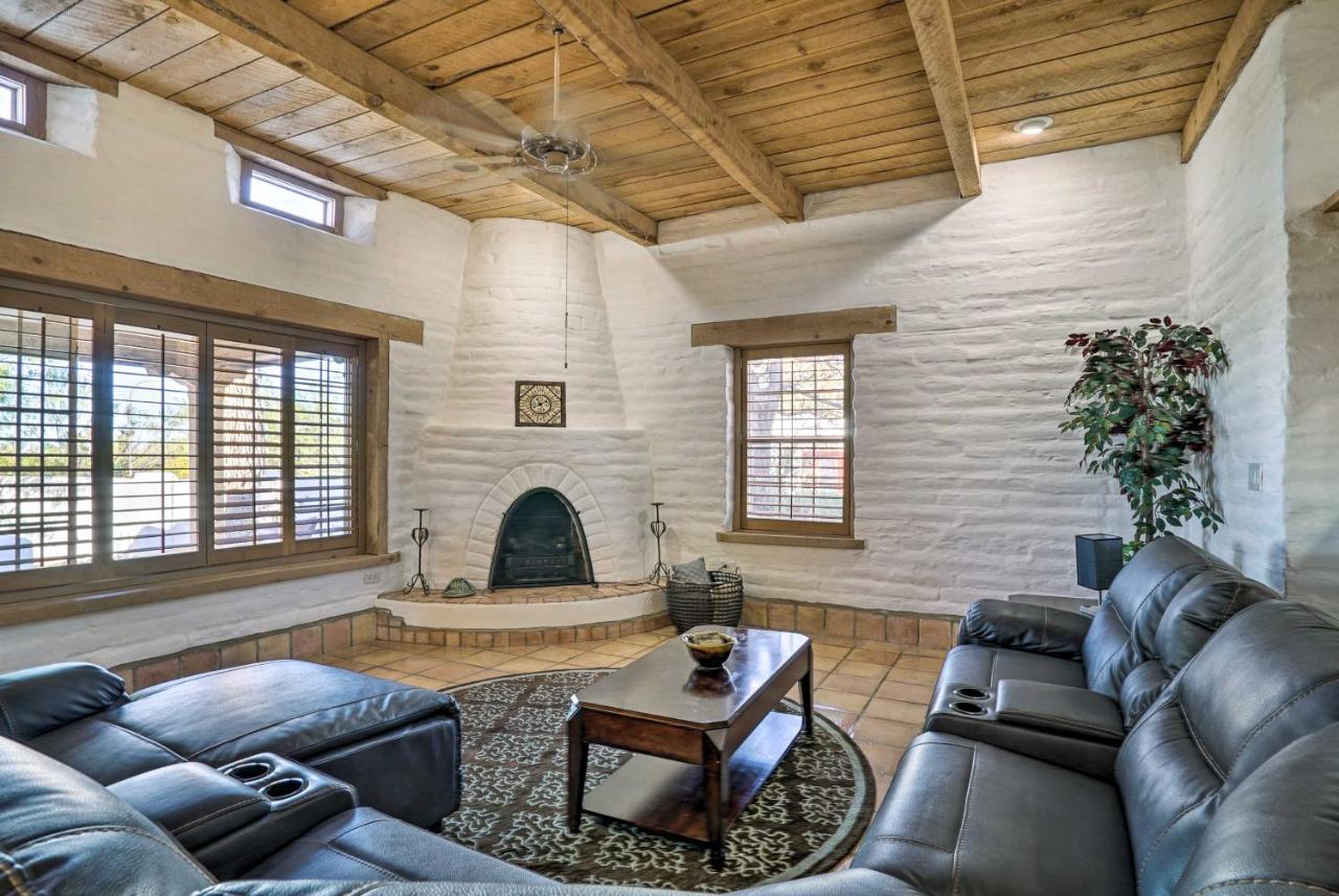 Las Cruces Home La Casa Blanca With Courtyard Luaran gambar