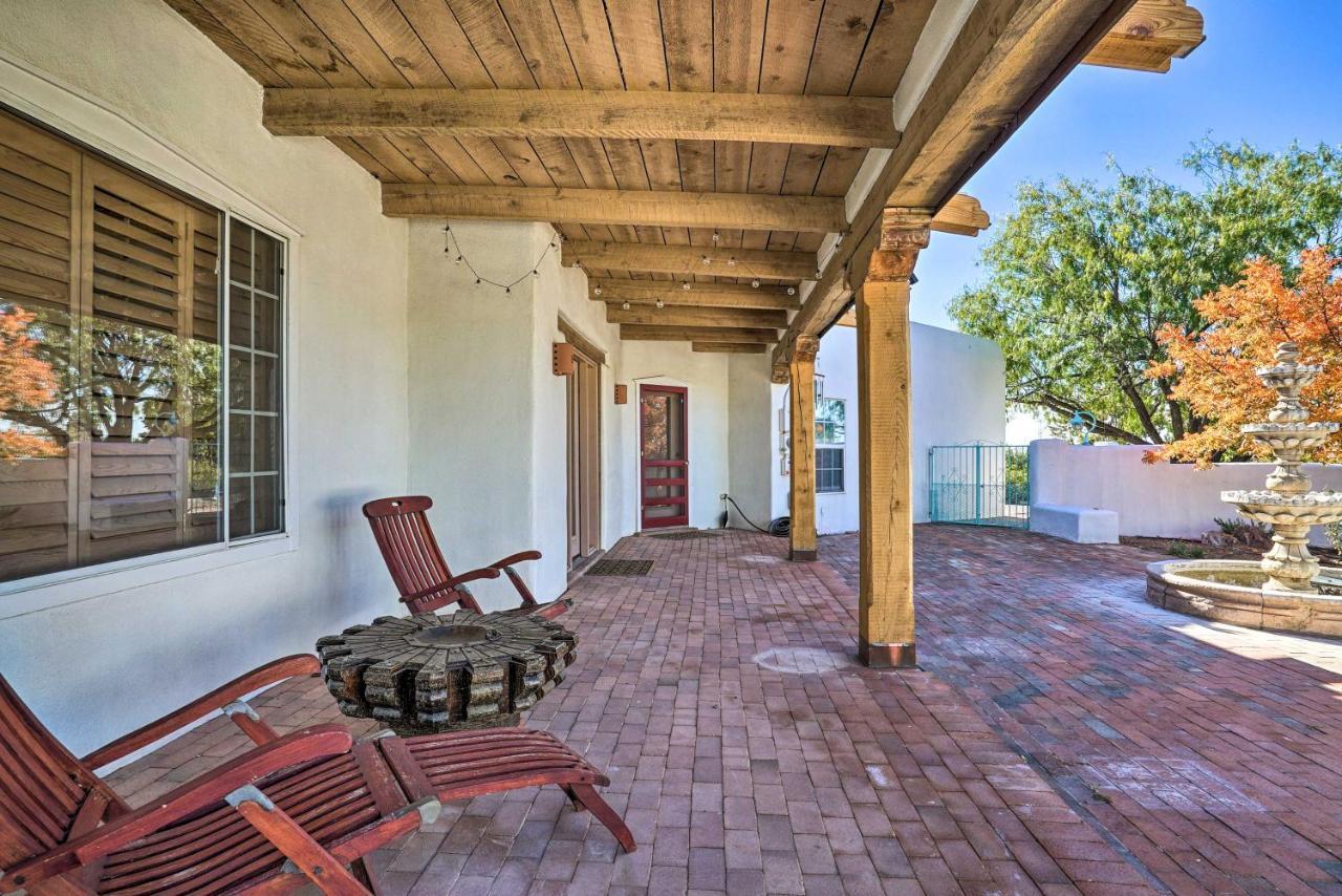 Las Cruces Home La Casa Blanca With Courtyard Luaran gambar